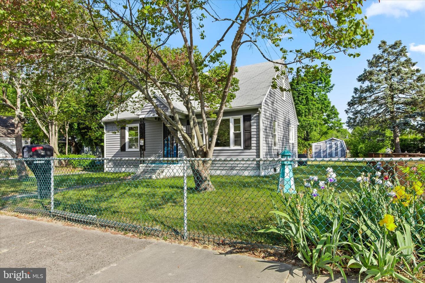 921 Brown Street