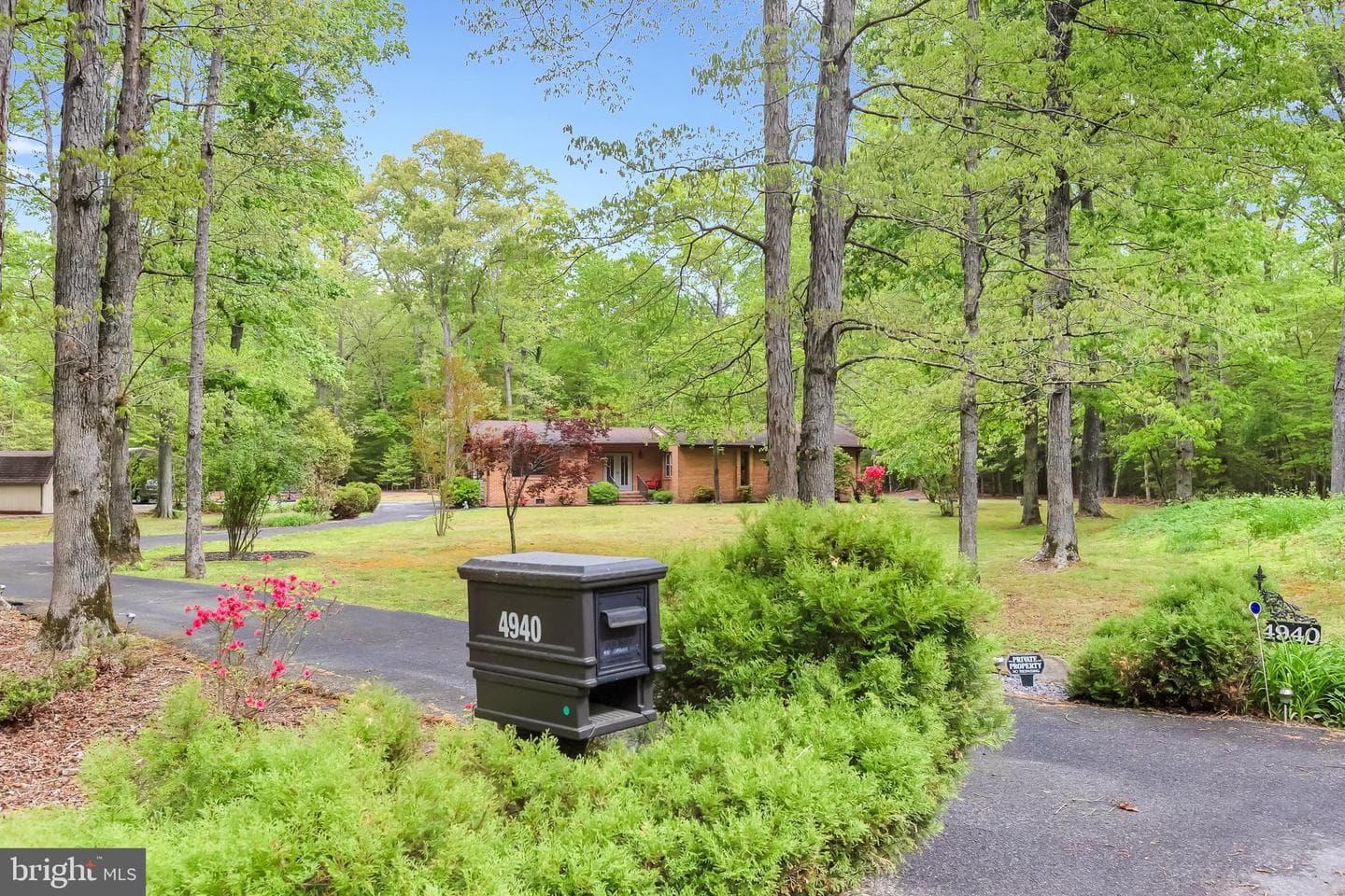 4940 Cardinal Drive photo 1
