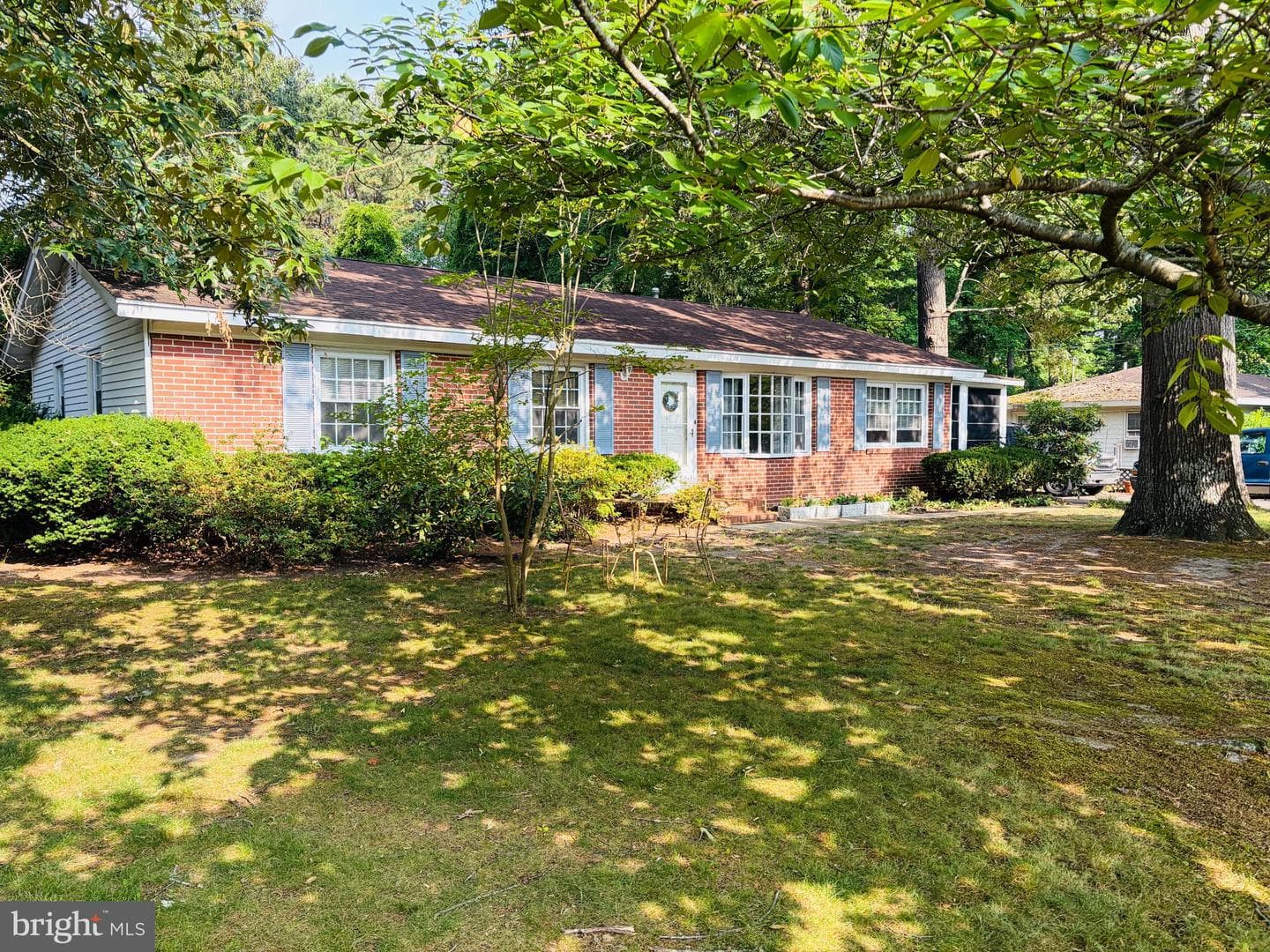 6858 Lois Avenue, Salisbury