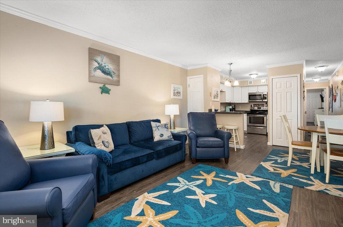 1206 Saint Louis Avenue #2 photo 1