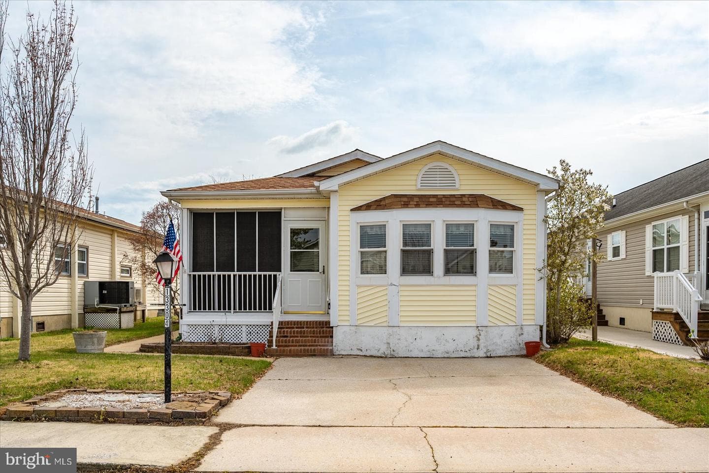 13304 Nantucket Road photo 1
