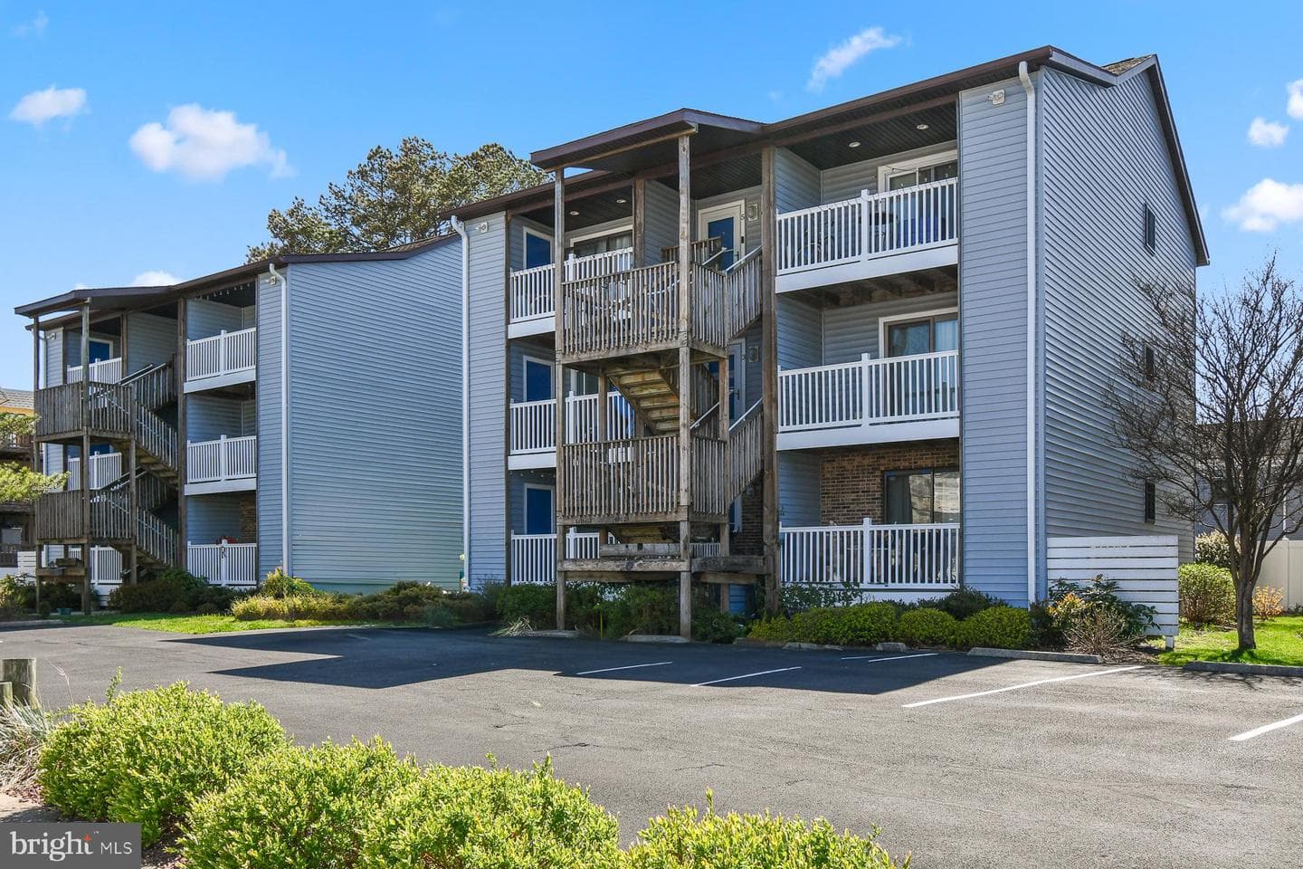 14402 Jarvis Avenue #1b photo 1