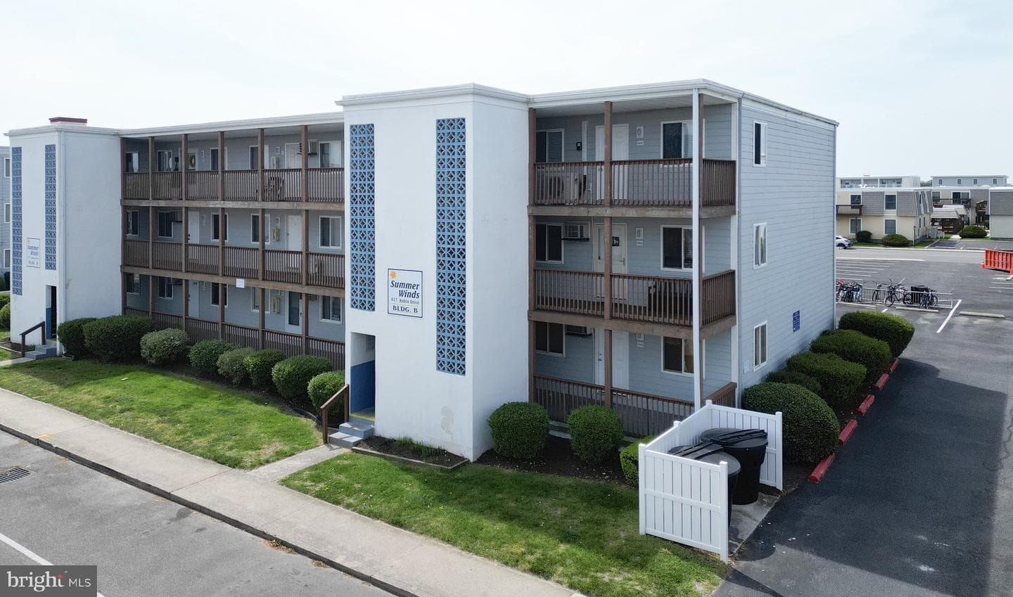 417 Robin Drive #b203 photo 1