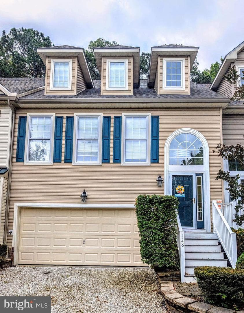 128 Hingham Lane #17 photo 1