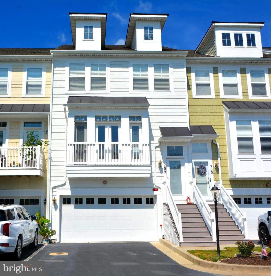 10900 Holystone Lane #202