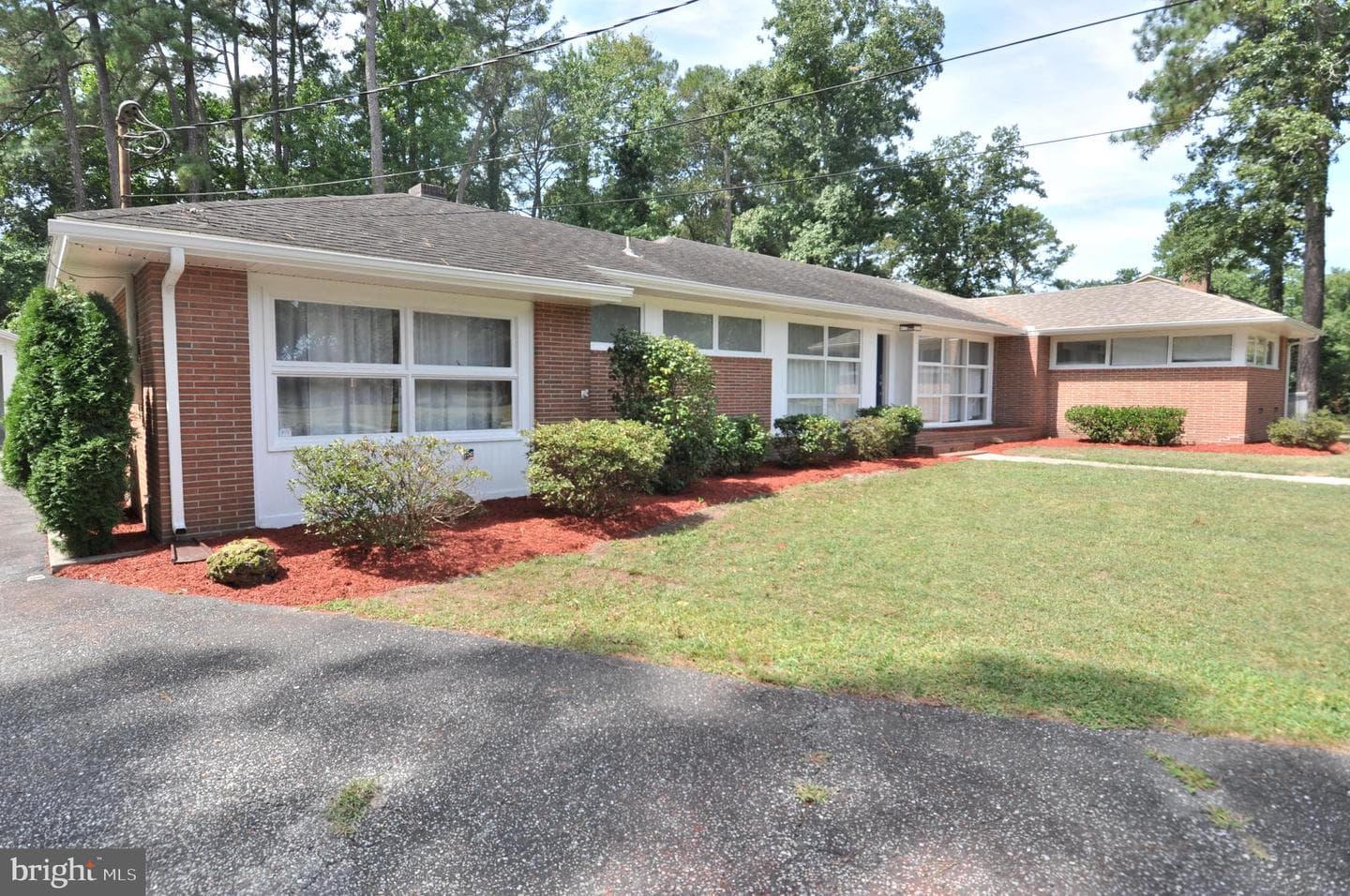 18 Greenway Avenue photo 1
