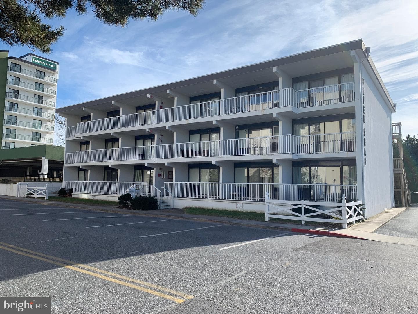 15 35th Street #206