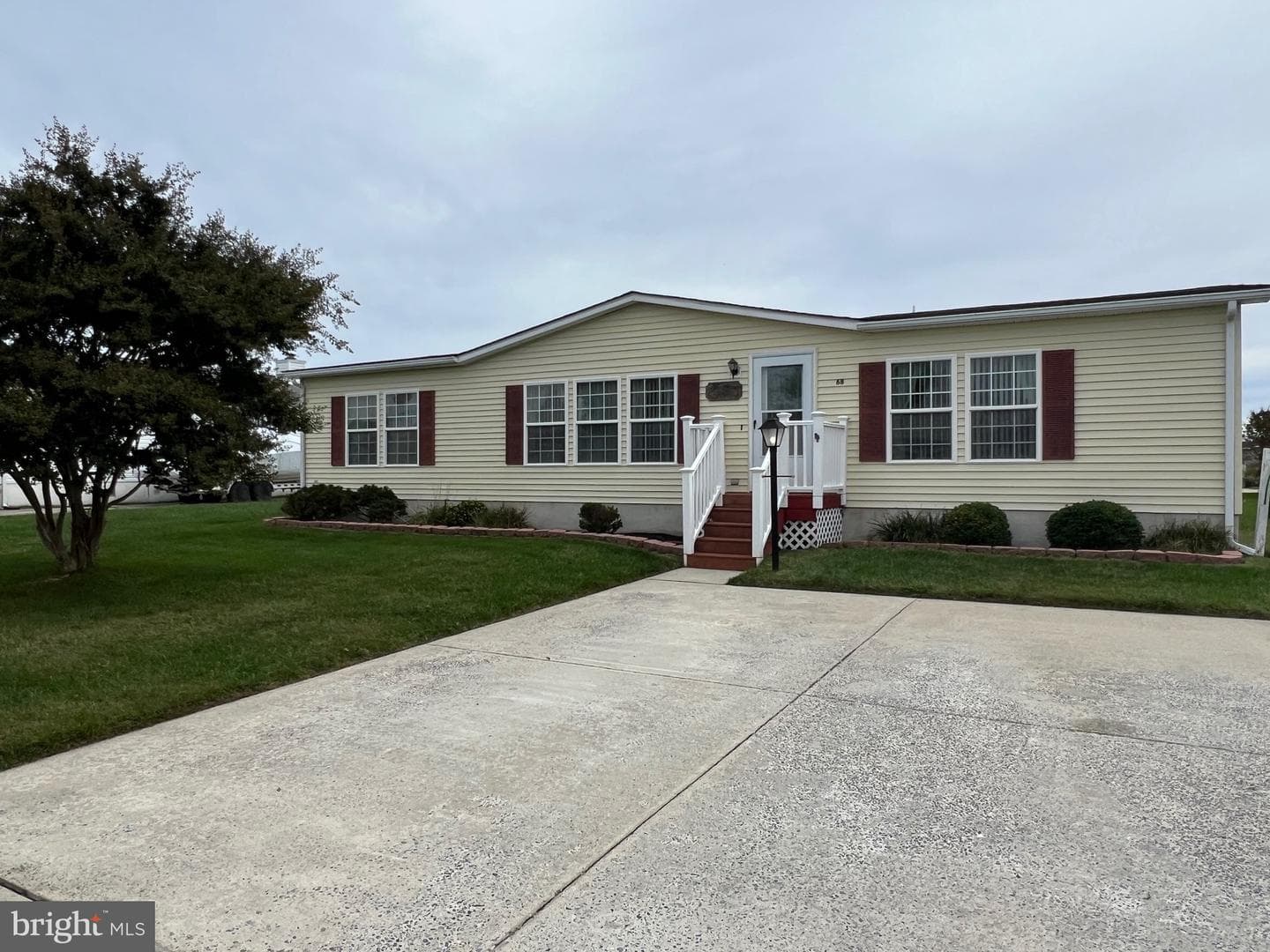 68 Anchor Way Drive photo 1