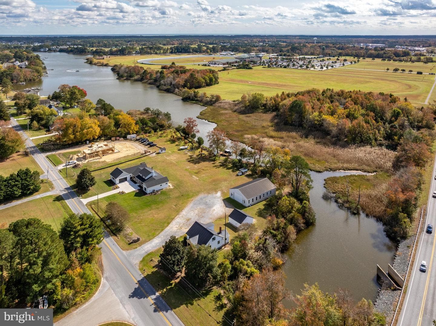 11212 Gum Point Road, Berlin