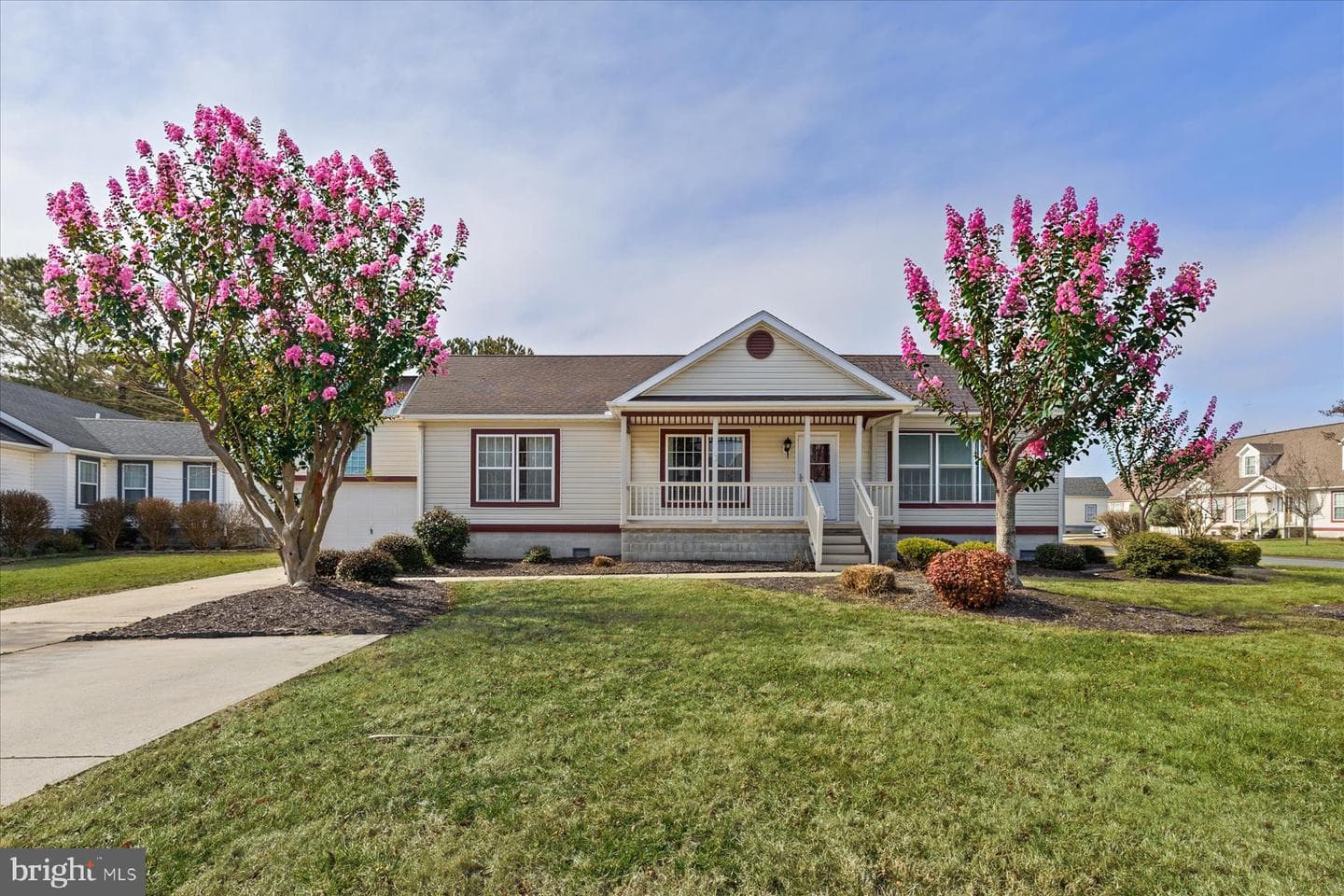 26 White Crane Drive photo 1