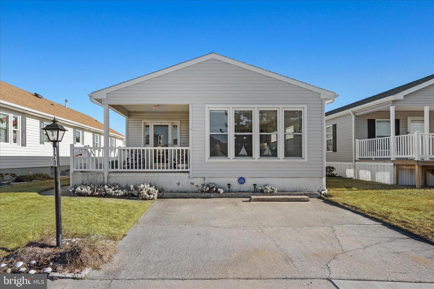 120 Nautical Lane photo 1
