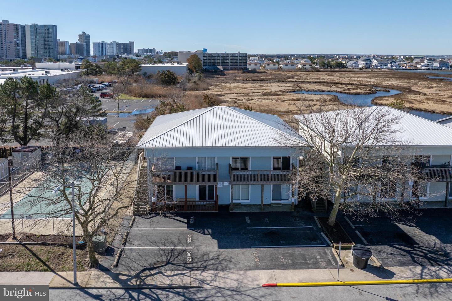123 Jamestown Road #d
