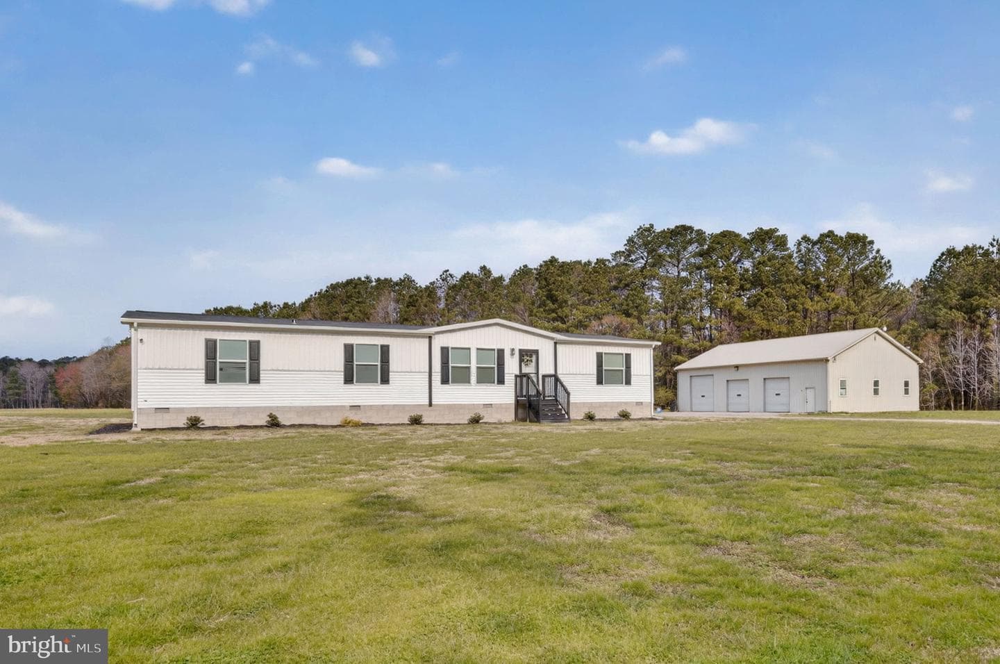 1013 Buck Harbor Road photo 1