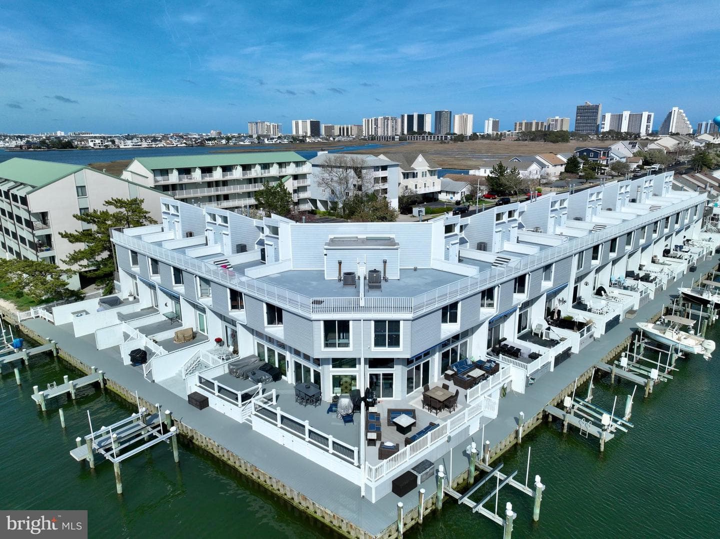 777 94th Street #777
