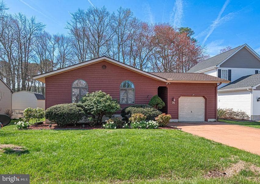 31 Watergreen Lane photo 1