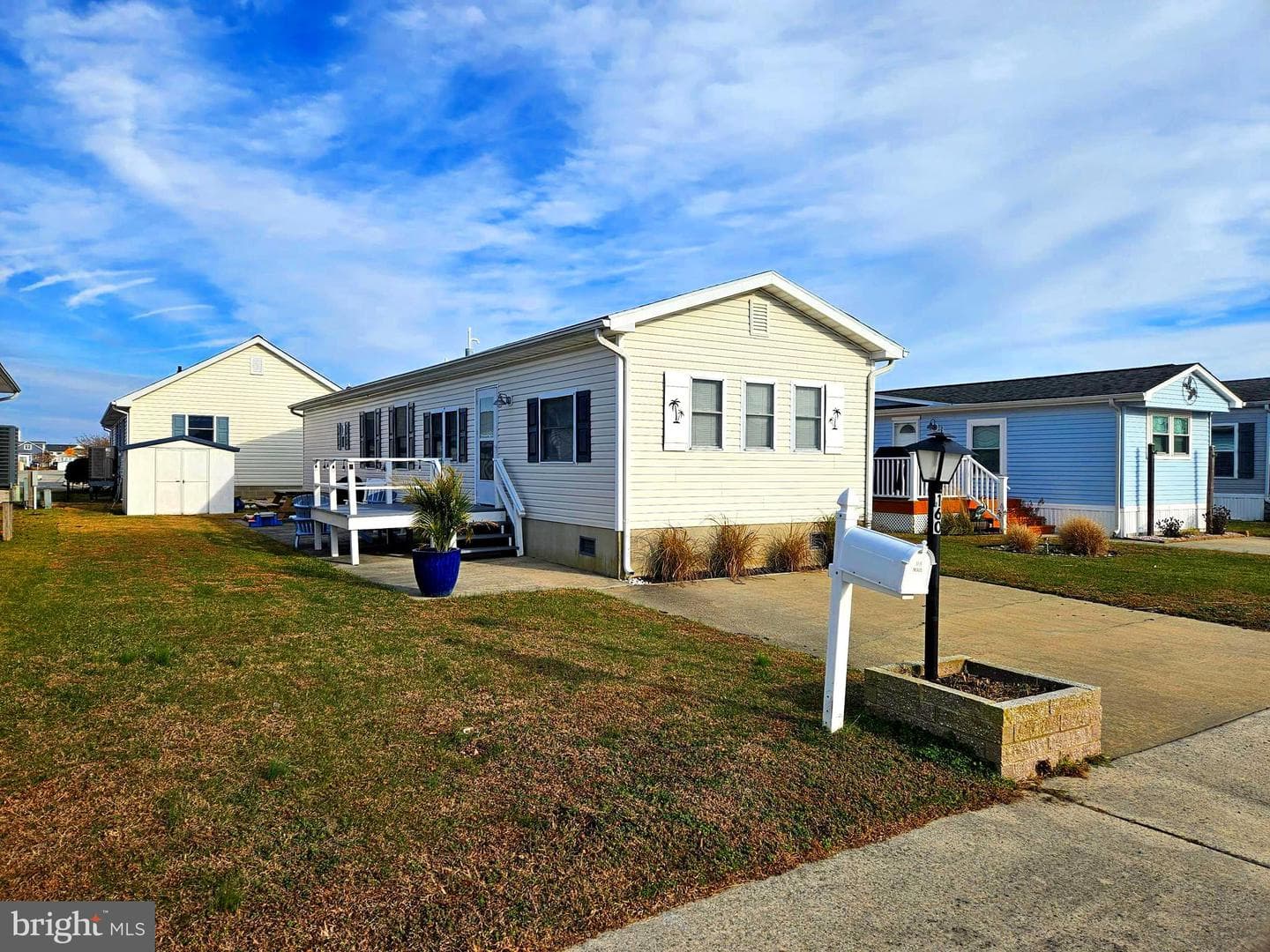 160 Clam Shell Road photo 1