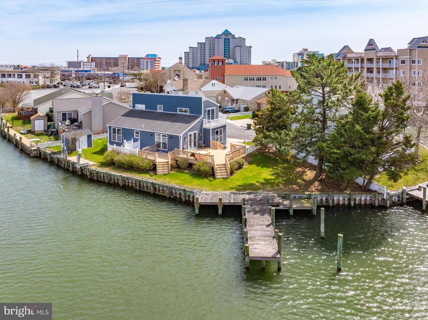 216 Kingfish Road