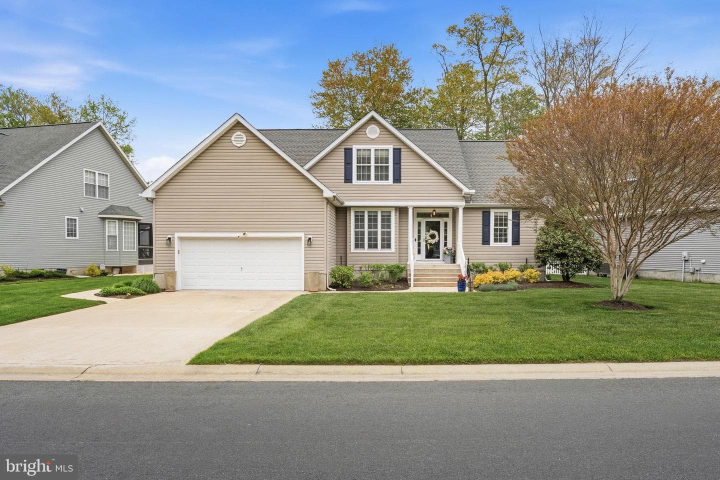 12704 Whisper Trace