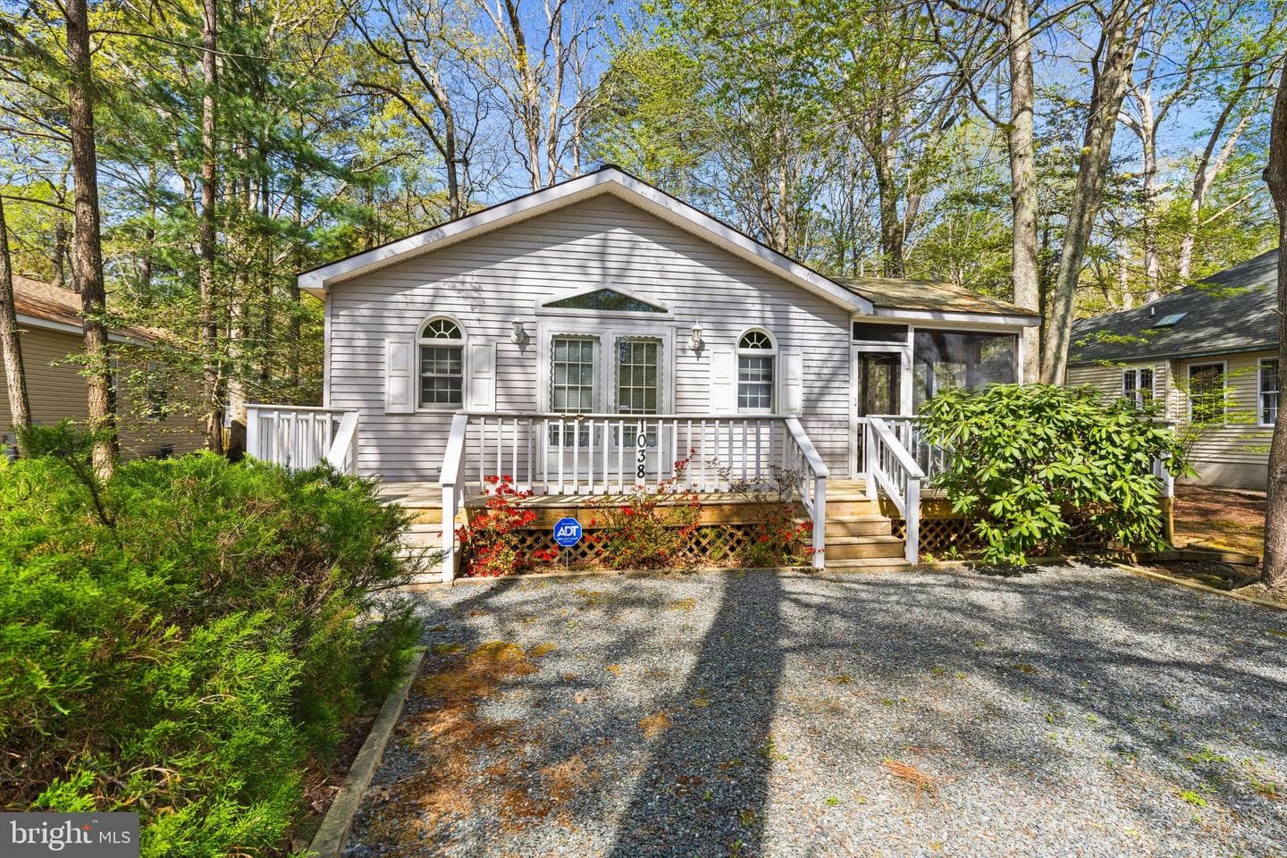 1038 Ocean Pkwy photo 1