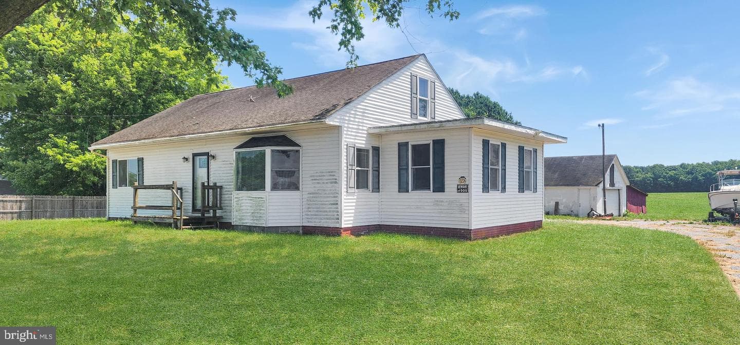 6092 Worcester Highway, Snow Hill
