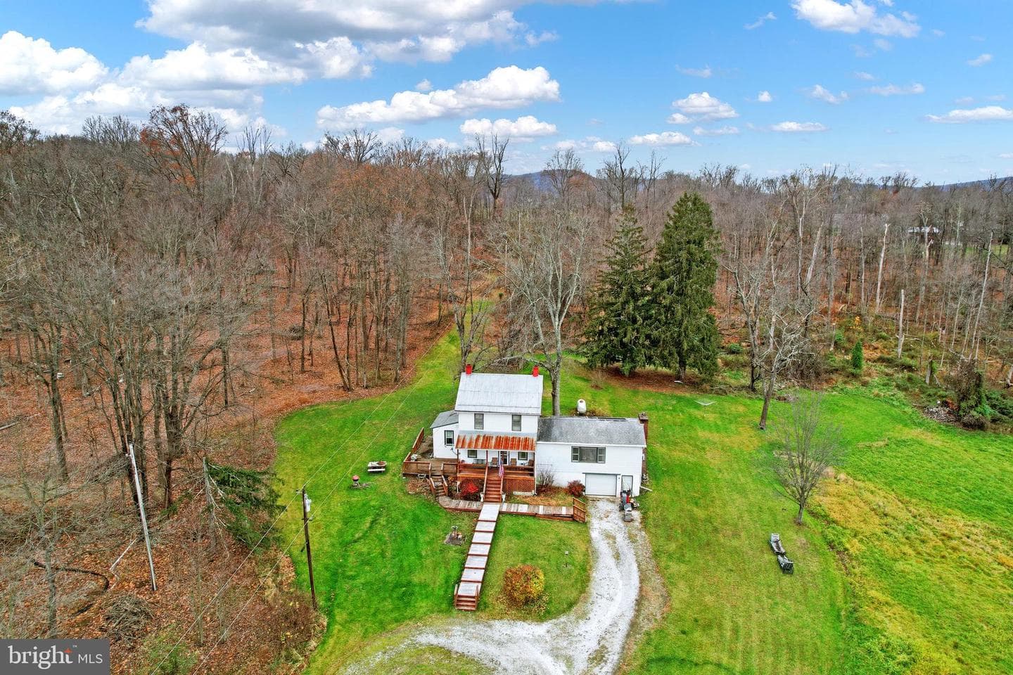 179 Topper Road photo 1