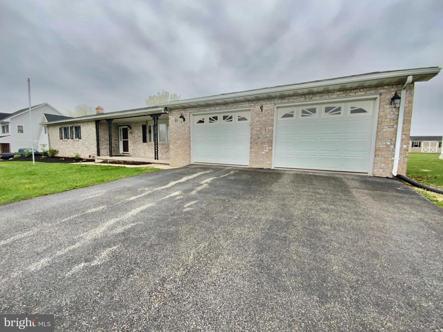 39 Crest View Lane photo 1