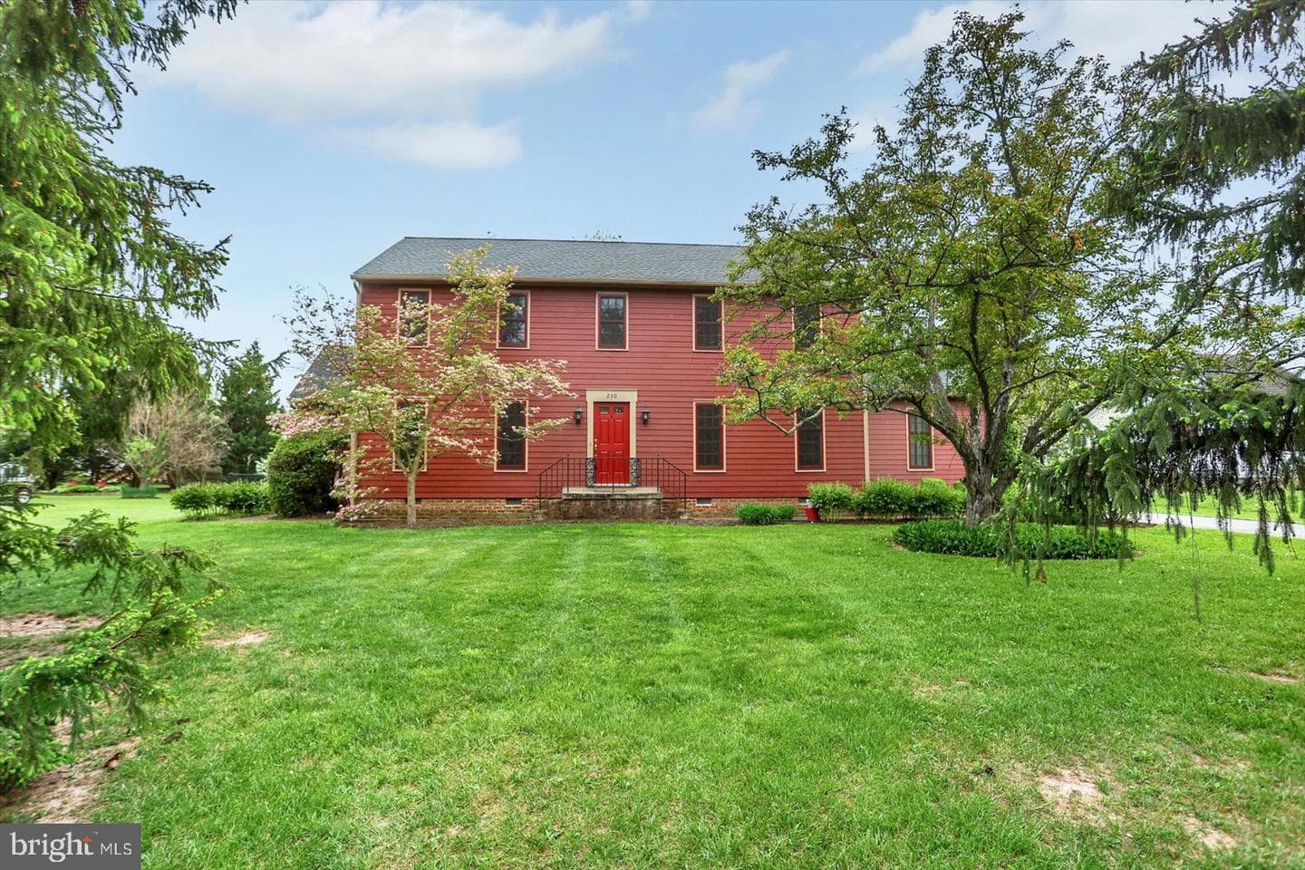230 Old Mill Road photo 1