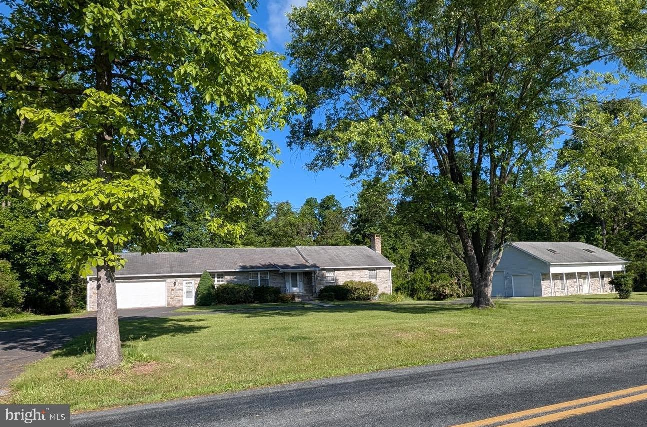 380 Belmont Road photo 1