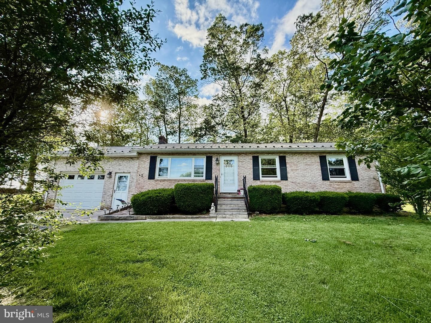 1290 Hunterstown Road photo 1