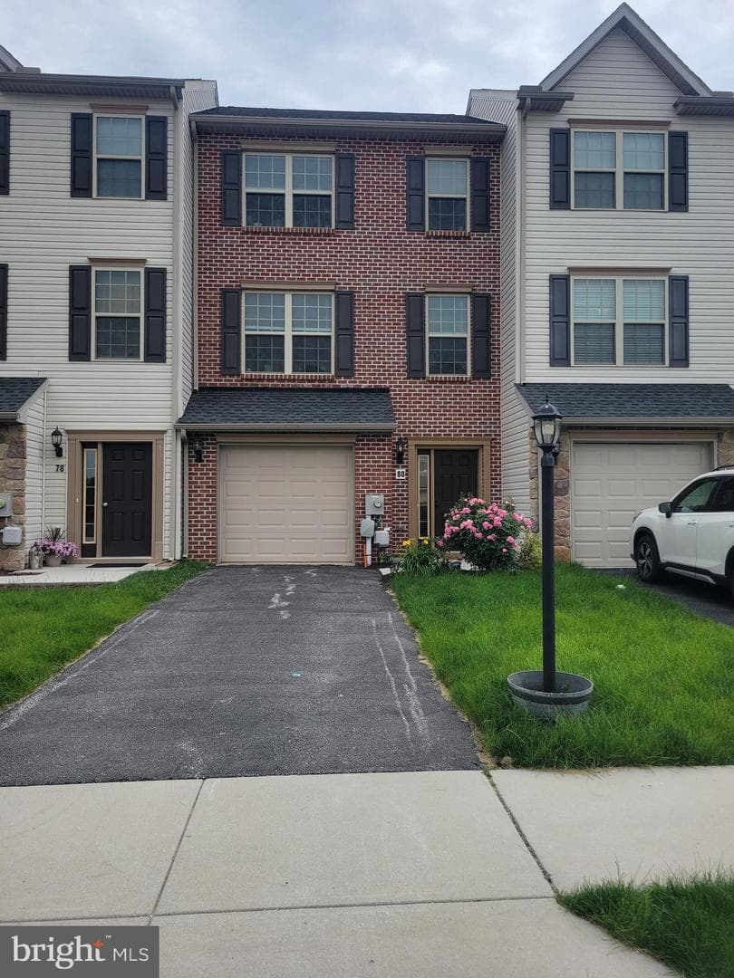 80 Katelyn Drive photo 1