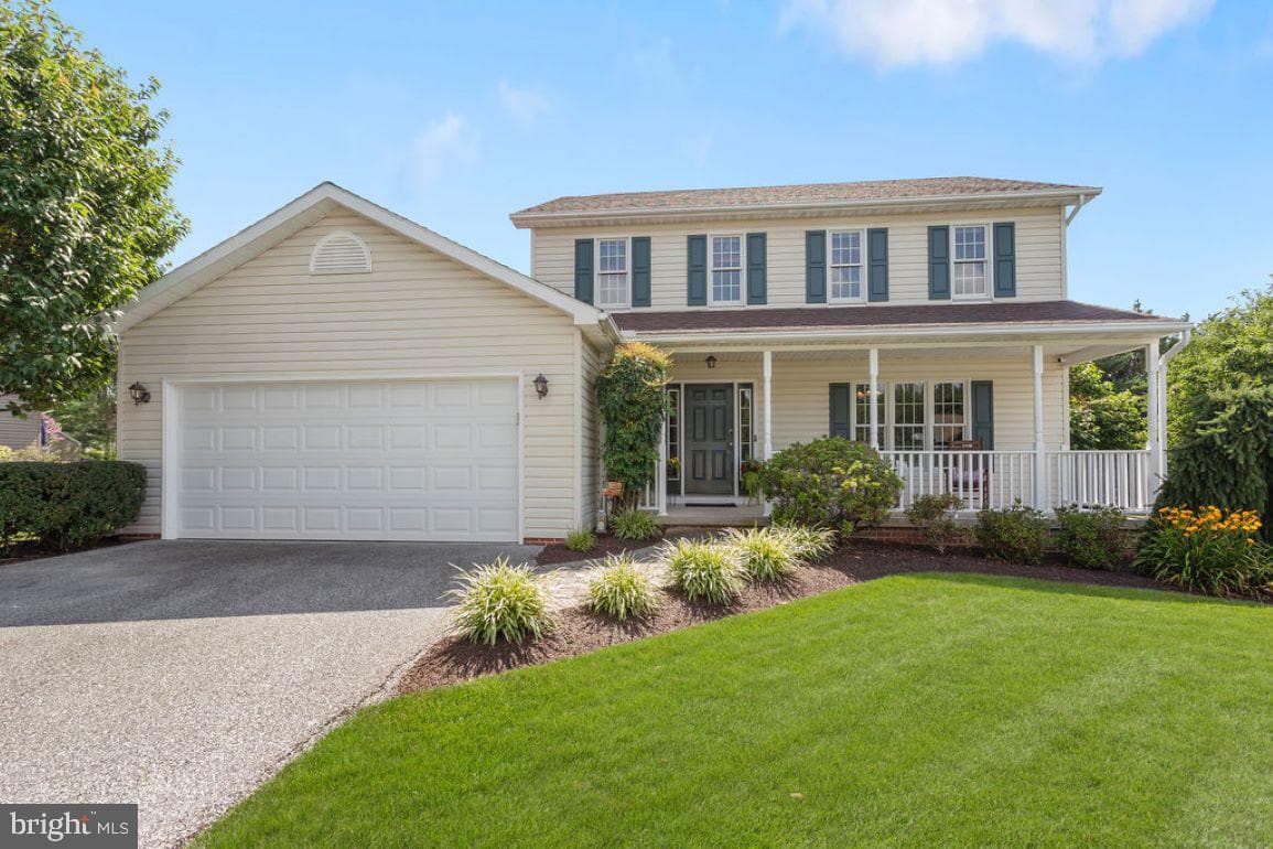 3 Wheaton Drive photo 1