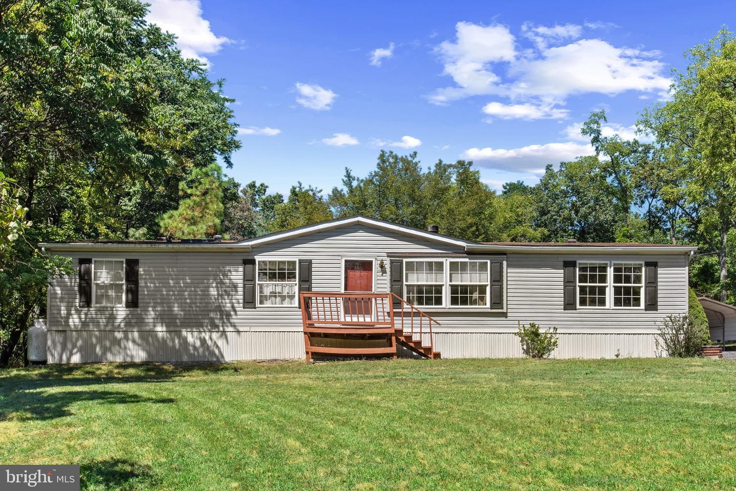 49 Clapsaddle Road photo 1