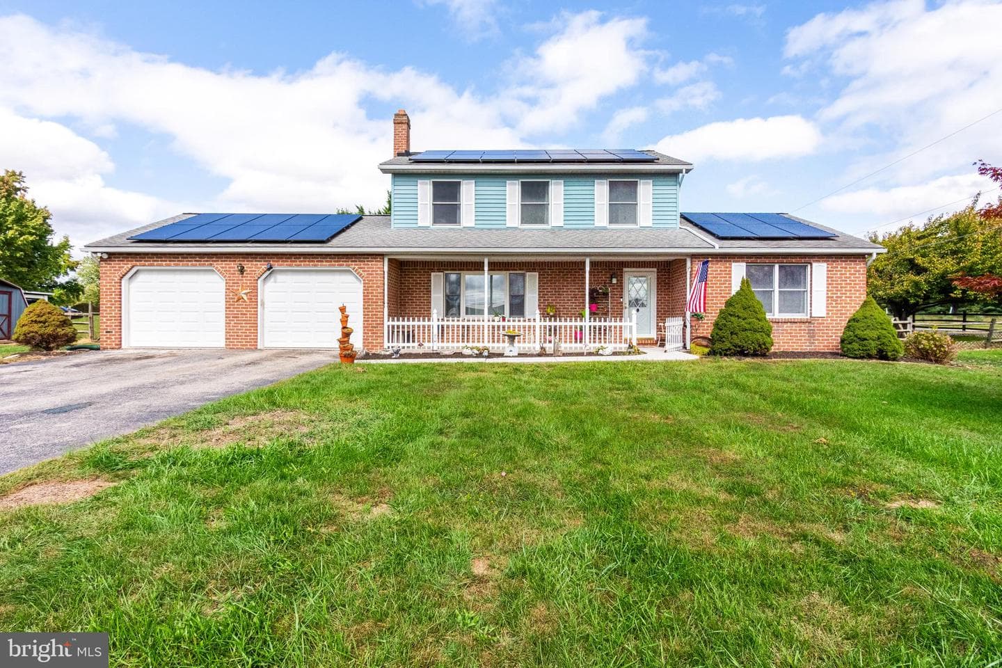 2238 Harney Road photo 1