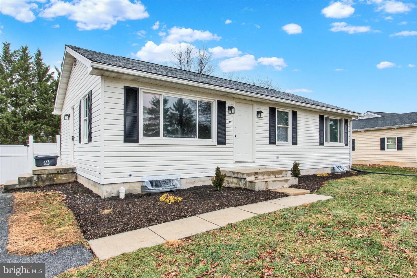 39 Elk Drive photo 1