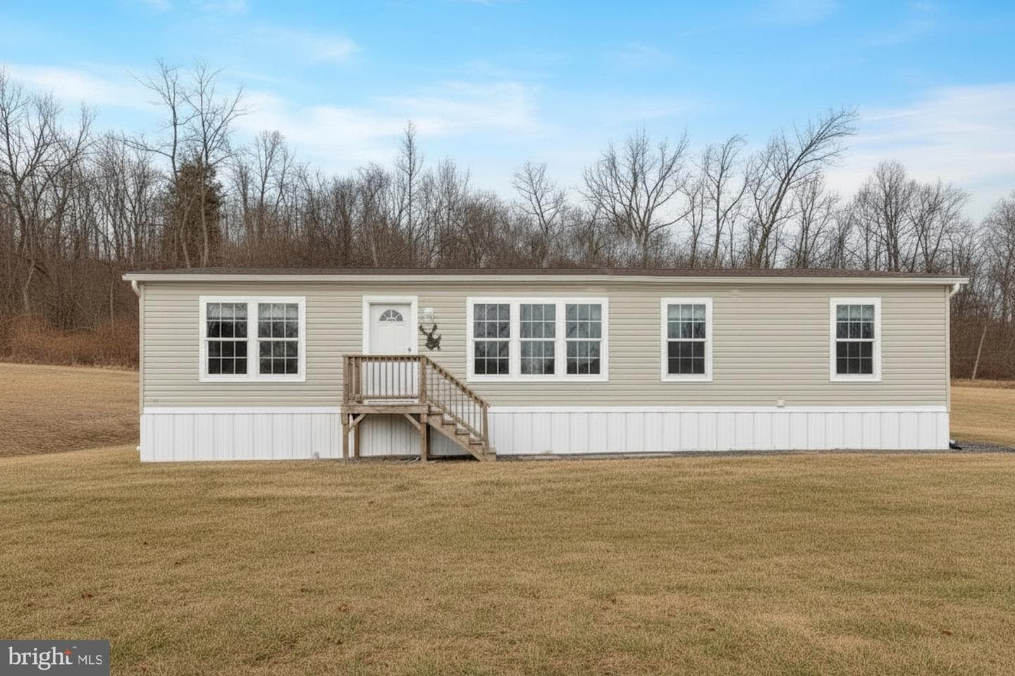 232 Hilltop Road photo 1