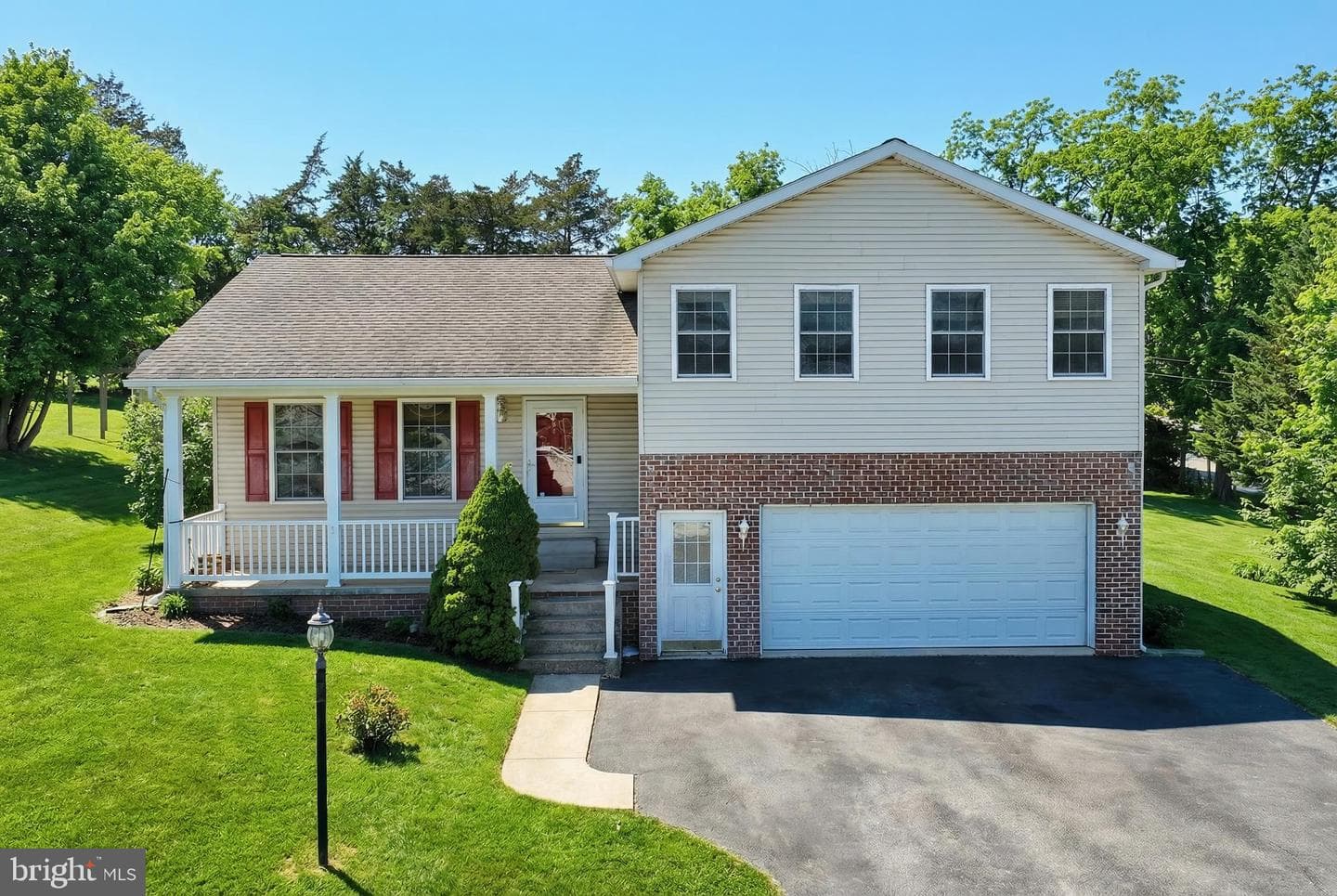 9 Wheatland Drive photo 1