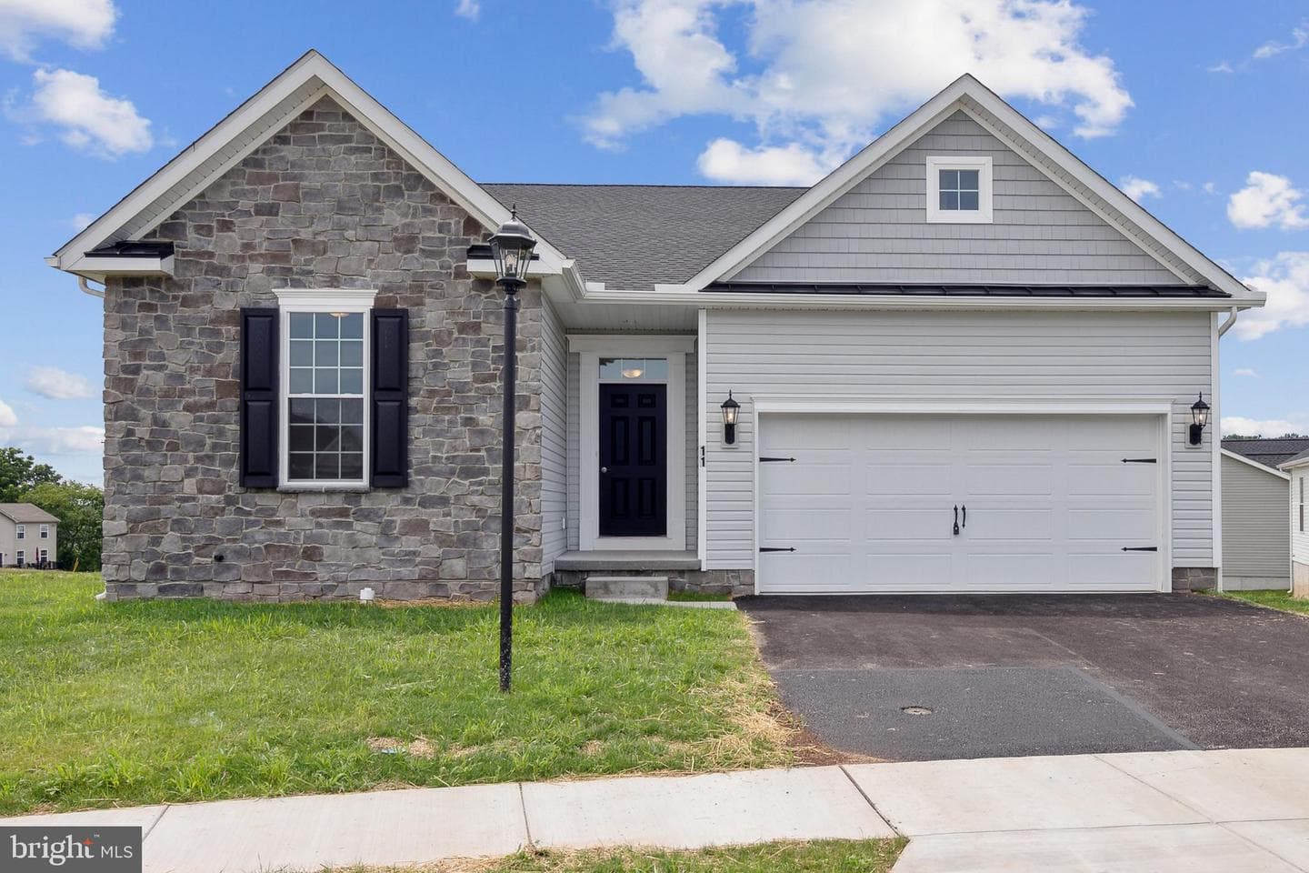 22 Tanager Court #c8