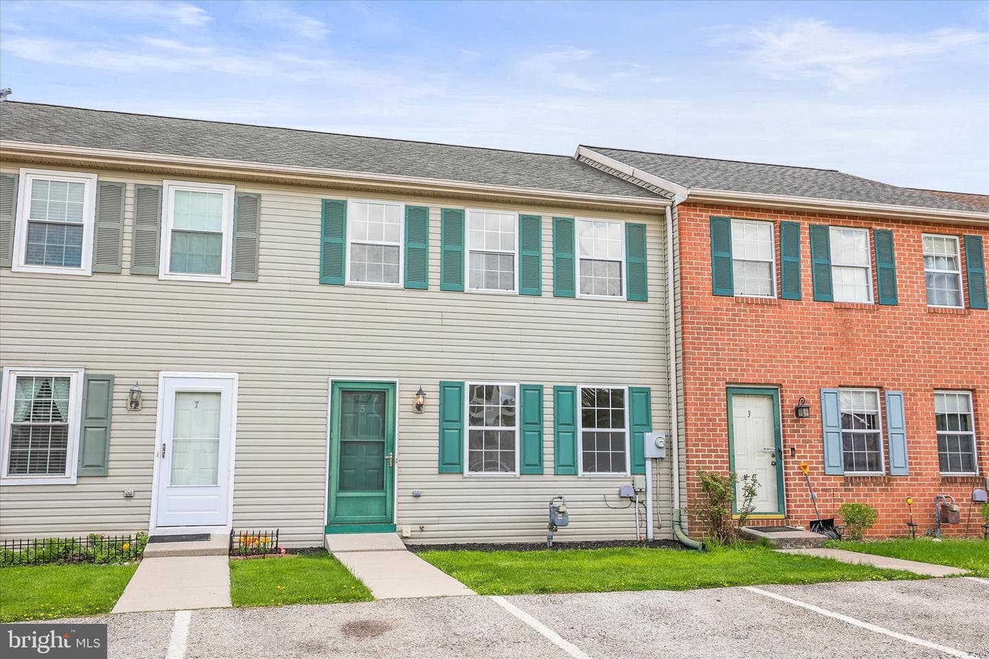5 Oxwood Circle