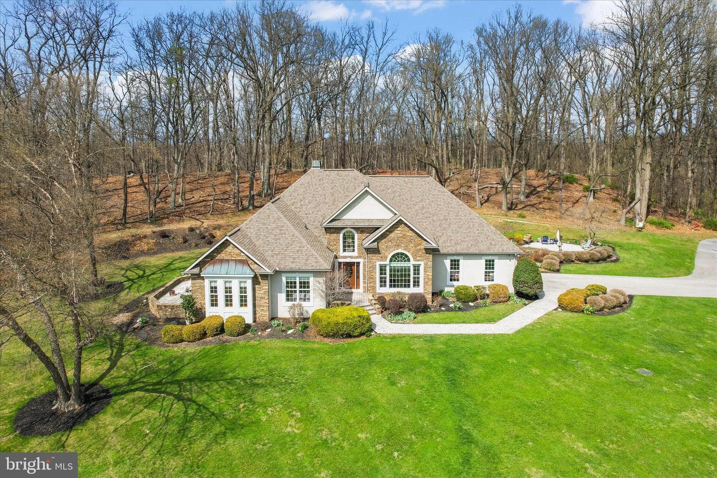 15 Maple Grove Road