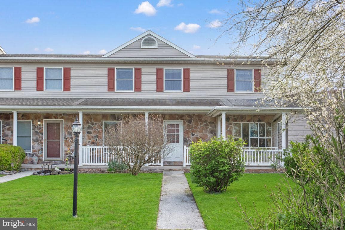 10 Homestead Drive photo 1