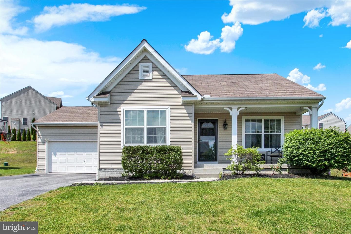 109 W Imperial Drive
