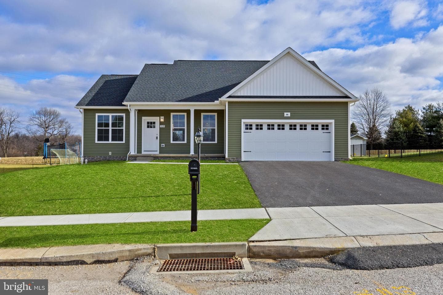 42 Lobell Road, Abbottstown