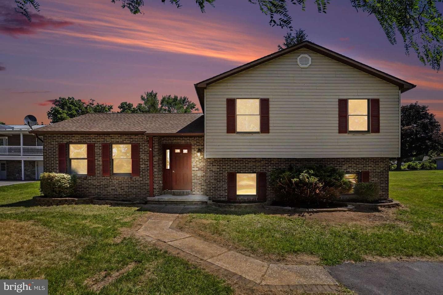 16 Wadsworth Drive photo 1