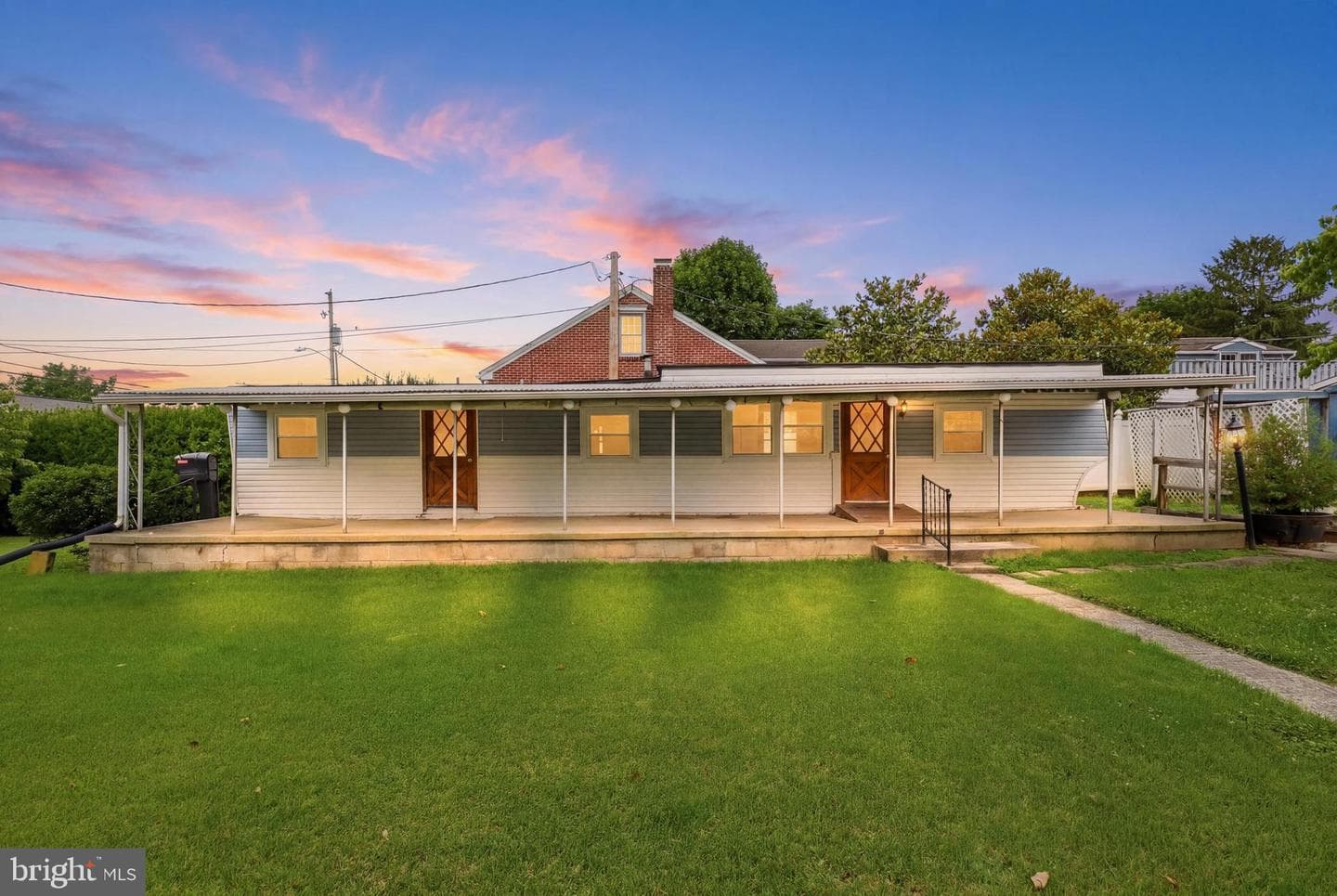 374 Maple Avenue, Hanover