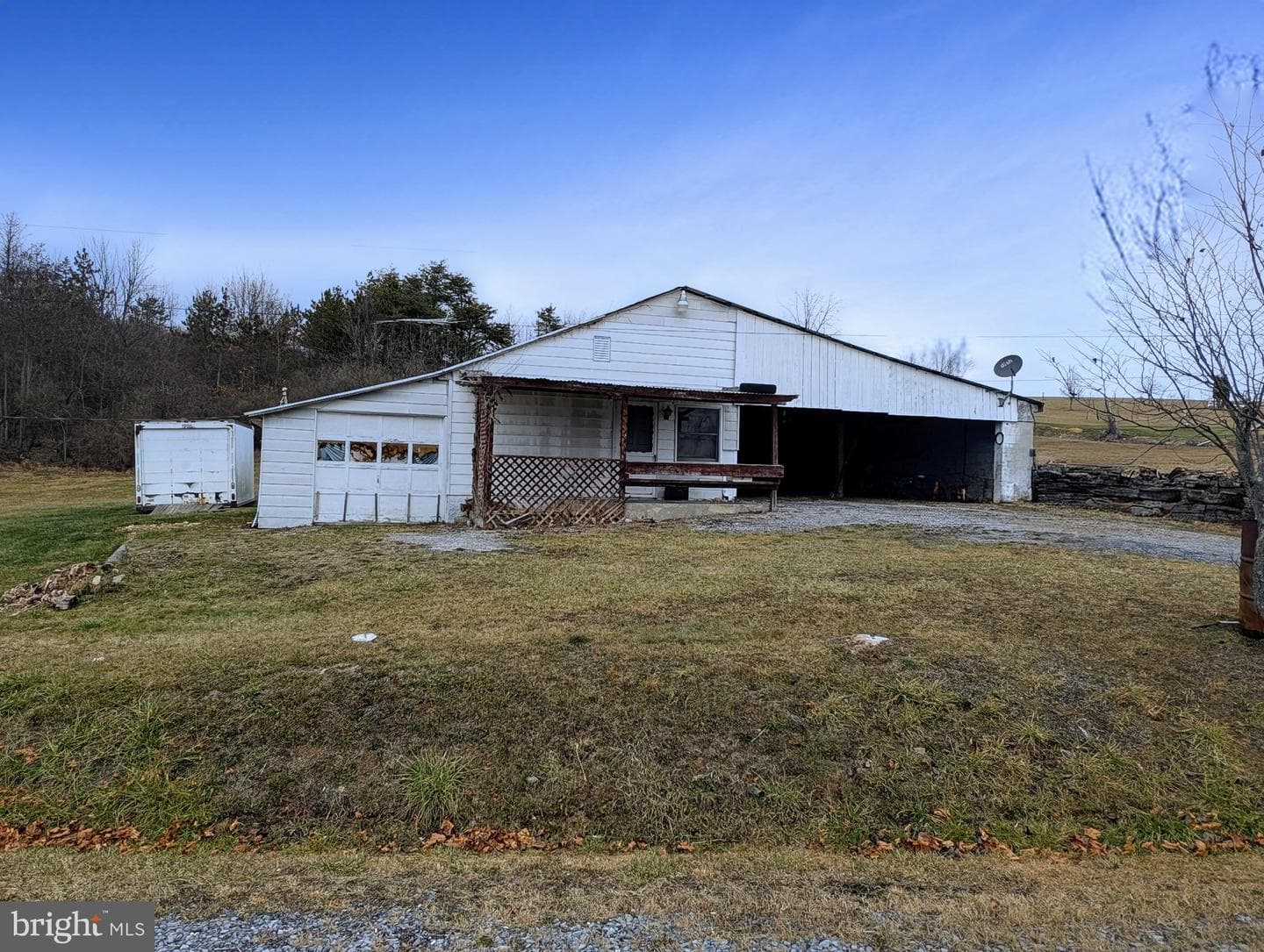 613 Country Ridge Road photo 1