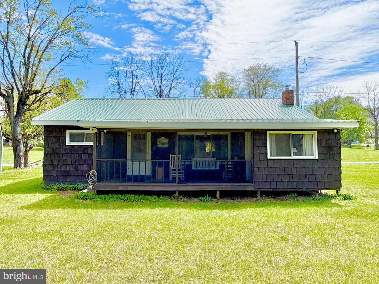457 Cove Street photo 1