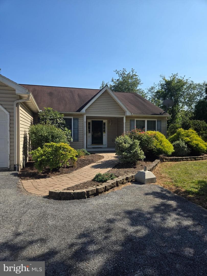 1431 Orchard Lane photo 1