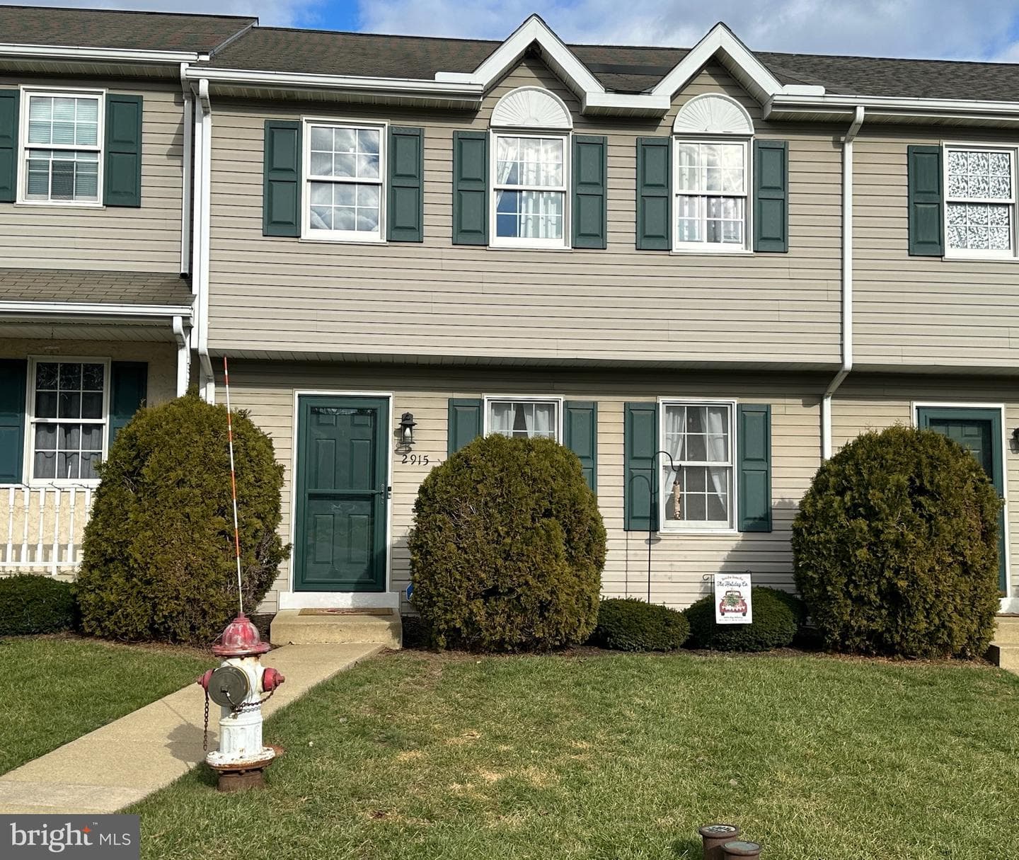 2915 Newport Way photo 1
