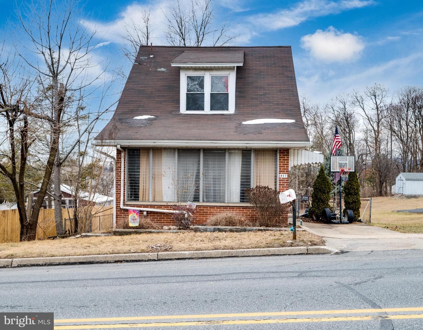 817 Philadelphia Avenue photo 1