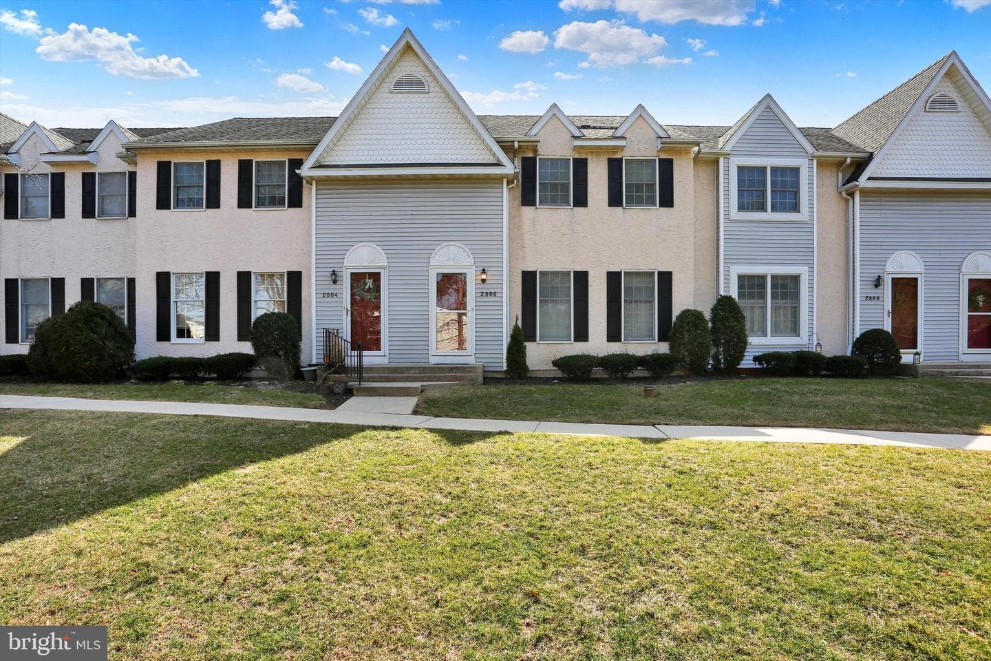 2806 Kingston Drive photo 1